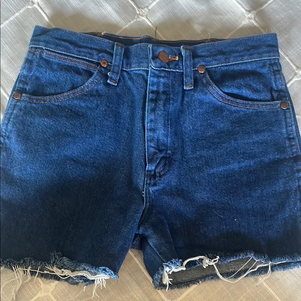 Wrangler 28 waist 3 inch inseam, dark blue  patch pocket cut off shorts